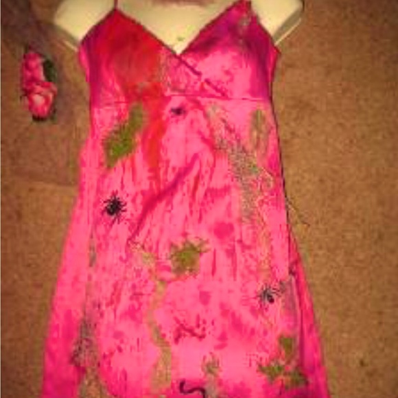 Satin Zombie Dress with hair clip & corsage size S - Picture 7 of 7